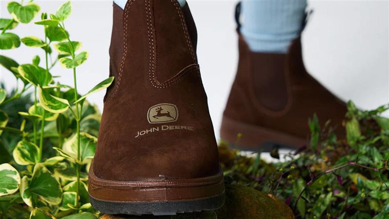 Bota marrom da John Deere.