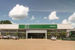 Fachada da nova loja da Alvorada em São Borja (RS).
