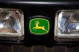 Neste ano, a John Deere conquistou a 83ª posição do Top 100 Global Brands na listagem feita pela Interbrand. (Foto: Divulgação)
