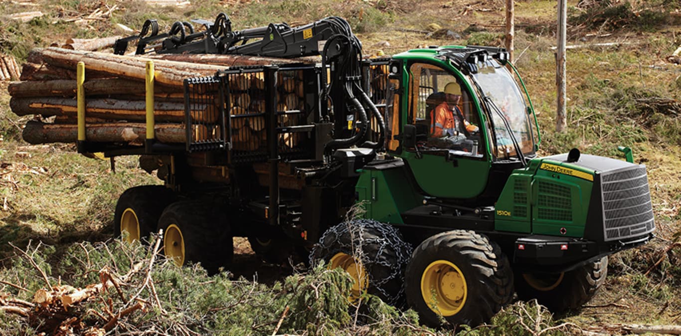 Imagem do Forwarder 1510E em operação.