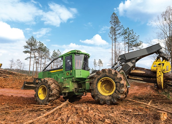 648L Skidder com Garra.