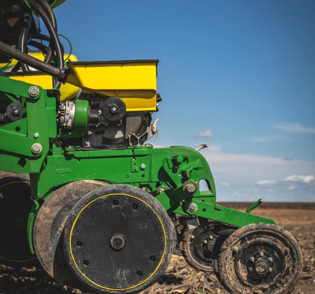 MaxEmerge 5e no campo.