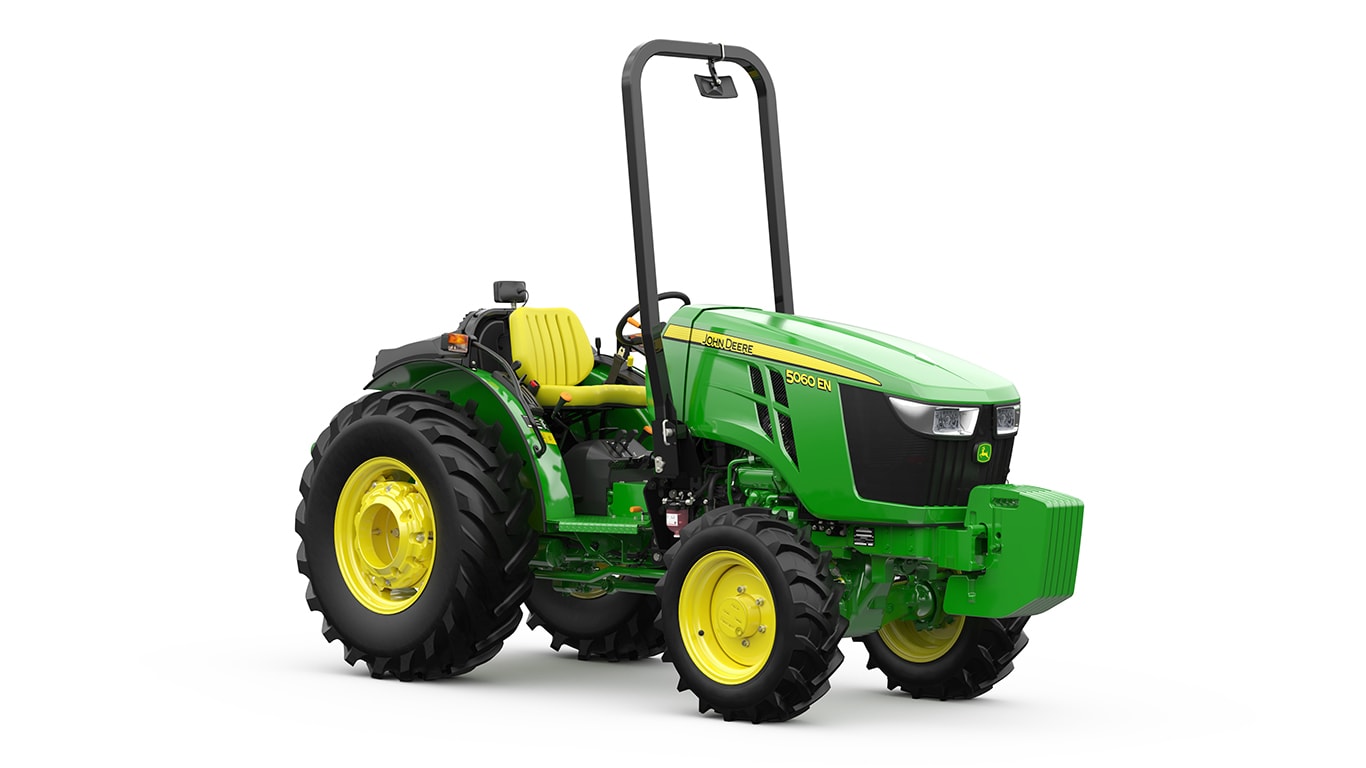 Trator 5060EN aberto no fundo branco.