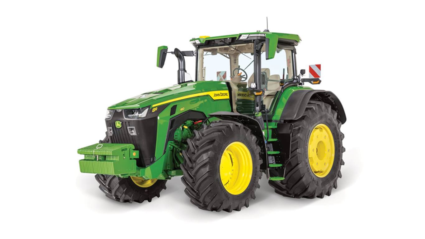 Novo trator 8R 410 EVT no estúdio John Deere