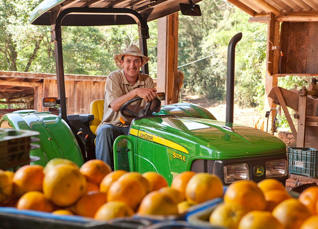 Versátil, econômico e perfeito para os mais diversos implementos e aplicações agrícolas.