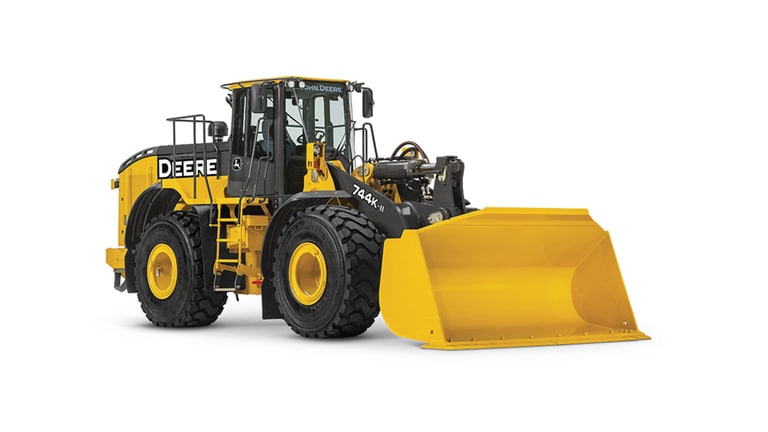 Pás-carregadeira 744K II em um fundo branco